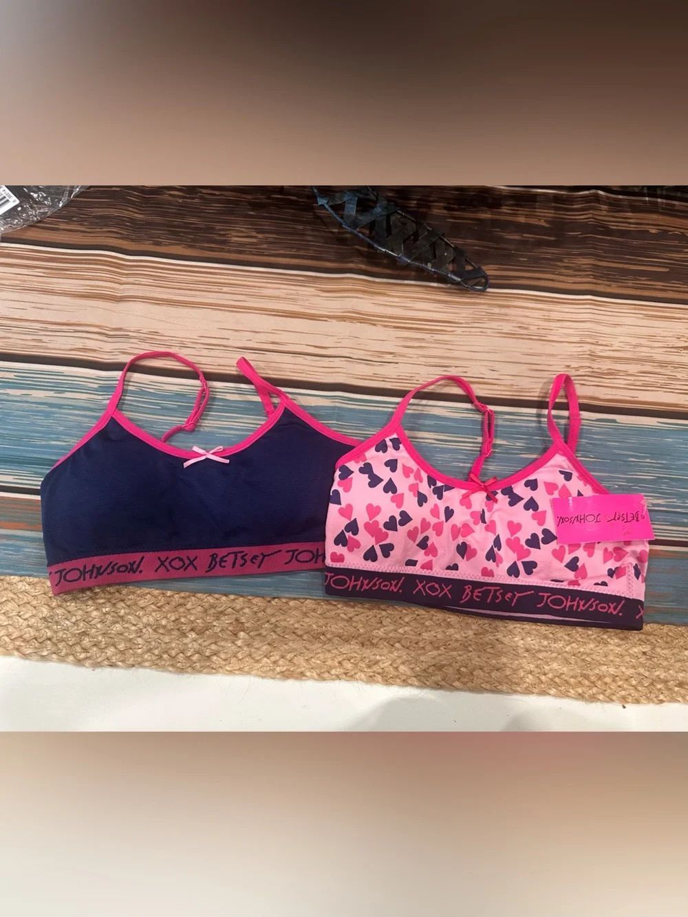 Betsey Johnson Kids 7/8 Medium Navy & Hot Pink Heart Bralette Duo sports bra